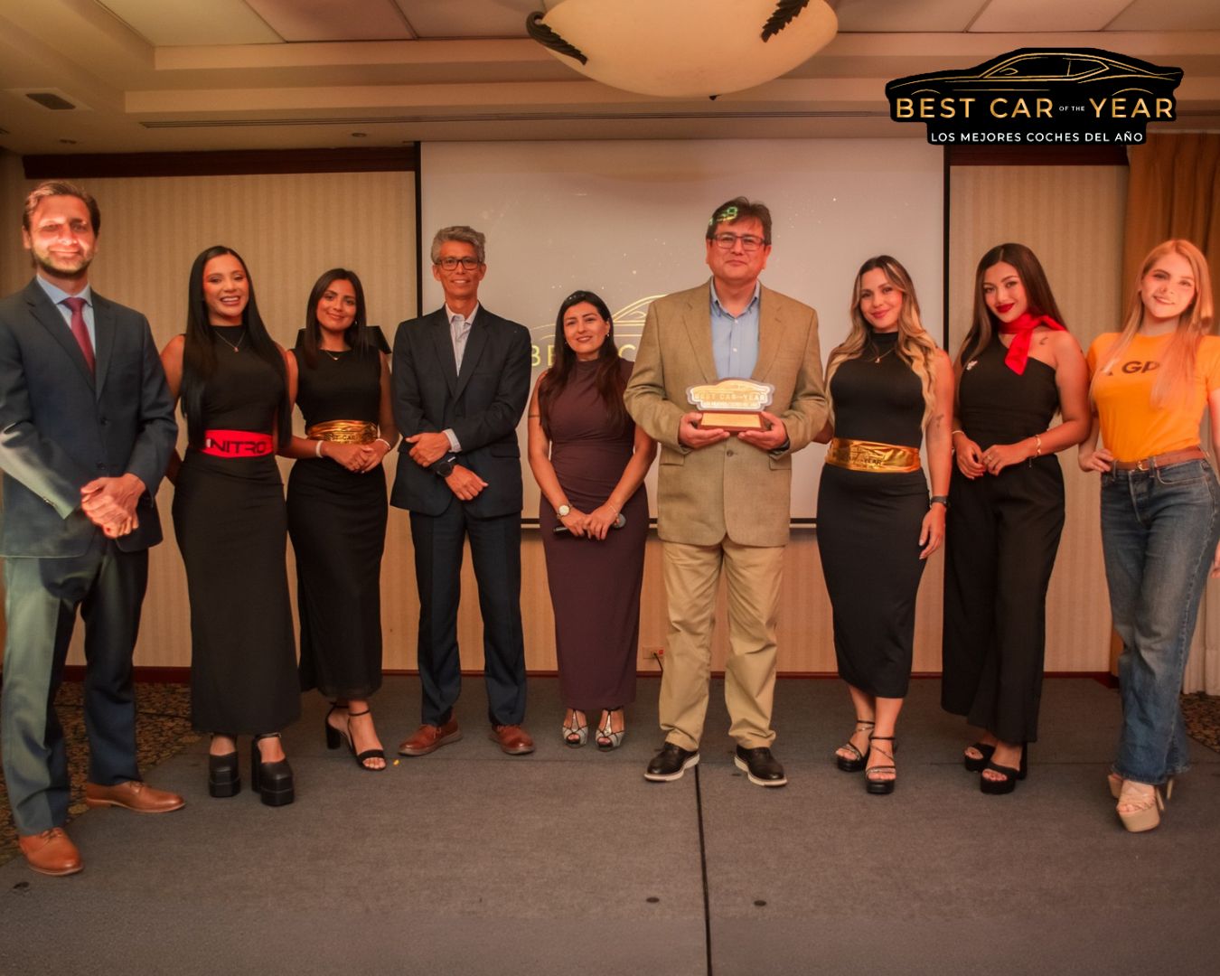 Sherwin-Williams consigue el premio al Liderazgo en Pintura Automotriz en los Best Car of the Year